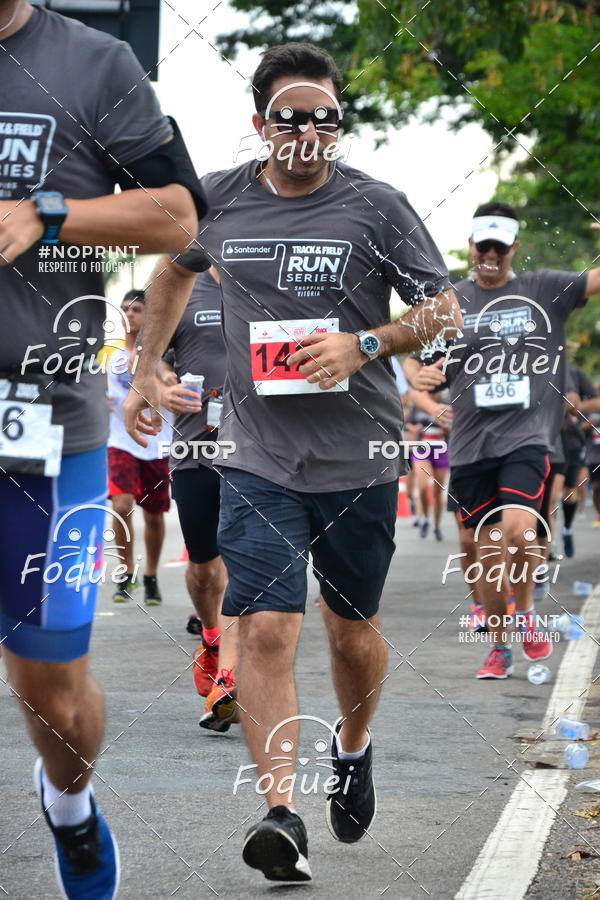 Buy your photos of the eventSantander Track&Field  Run Series - Shopping Vitria on Fotop