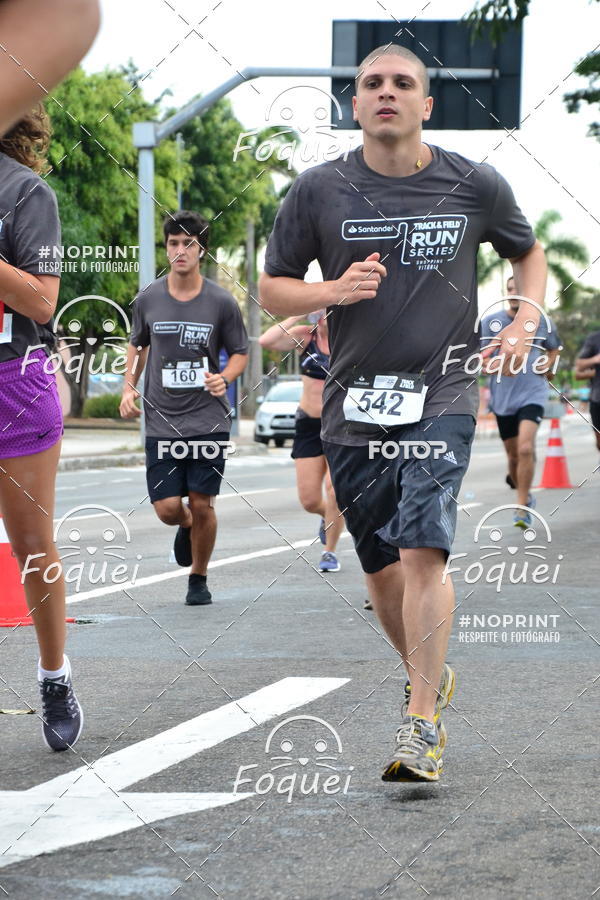 Buy your photos of the eventSantander Track&Field  Run Series - Shopping Vitria on Fotop