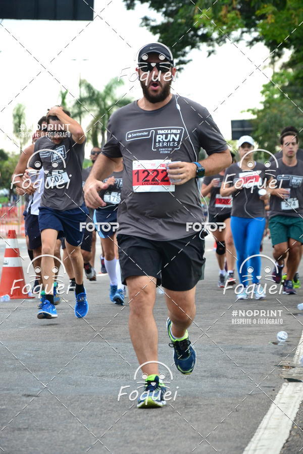 Buy your photos of the eventSantander Track&Field  Run Series - Shopping Vitria on Fotop