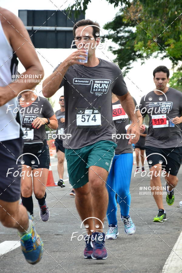 Buy your photos of the eventSantander Track&Field  Run Series - Shopping Vitria on Fotop