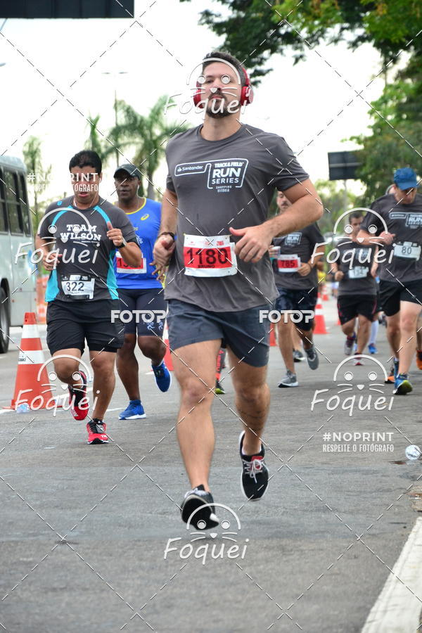 Buy your photos of the eventSantander Track&Field  Run Series - Shopping Vitria on Fotop