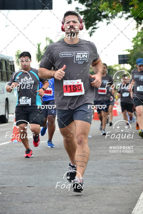 Buy your photos of the eventSantander Track&Field  Run Series - Shopping Vitria on Fotop