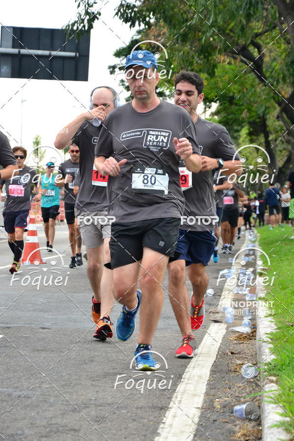 Buy your photos of the eventSantander Track&Field  Run Series - Shopping Vitria on Fotop