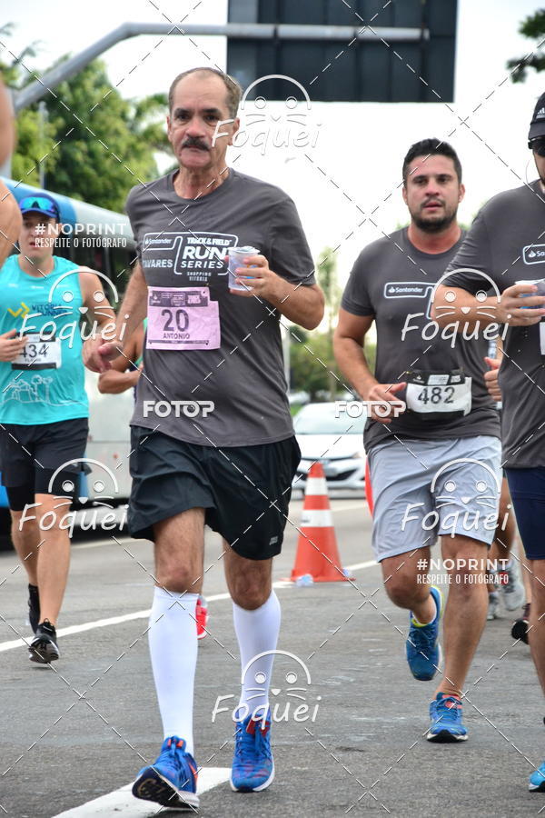 Buy your photos of the eventSantander Track&Field  Run Series - Shopping Vitria on Fotop