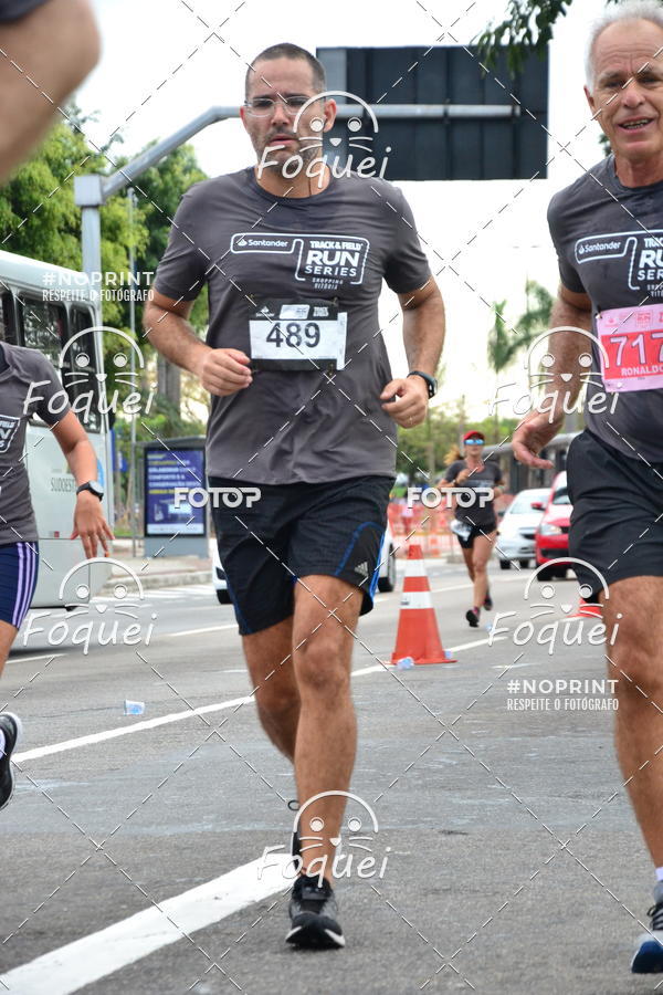 Buy your photos of the eventSantander Track&Field  Run Series - Shopping Vitria on Fotop