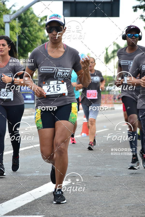 Buy your photos of the eventSantander Track&Field  Run Series - Shopping Vitria on Fotop