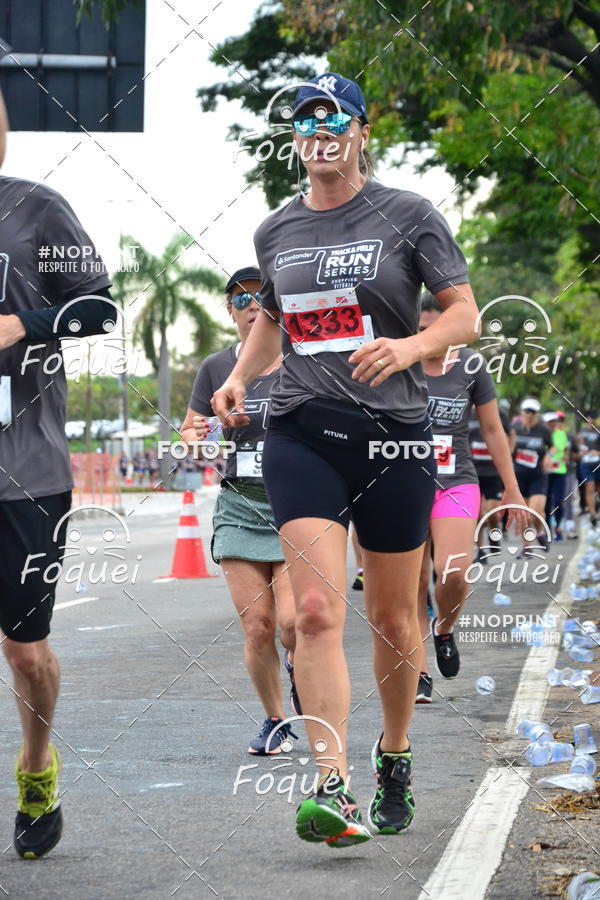 Buy your photos of the eventSantander Track&Field  Run Series - Shopping Vitria on Fotop