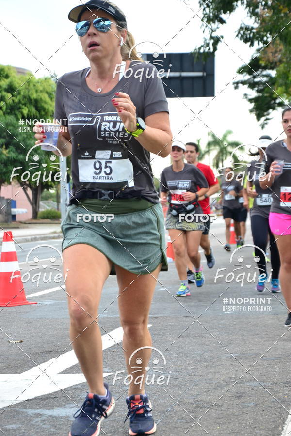 Buy your photos of the eventSantander Track&Field  Run Series - Shopping Vitria on Fotop