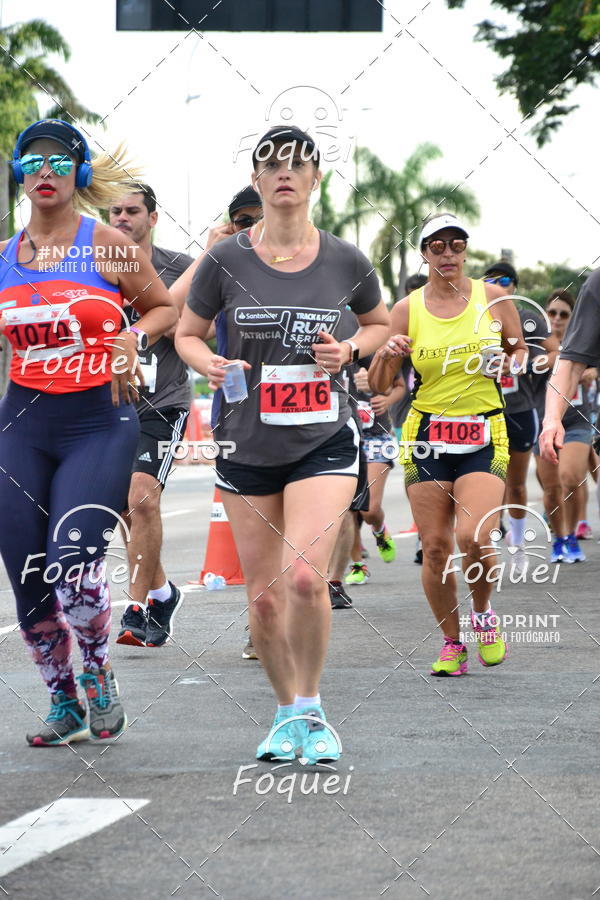 Buy your photos of the eventSantander Track&Field  Run Series - Shopping Vitria on Fotop