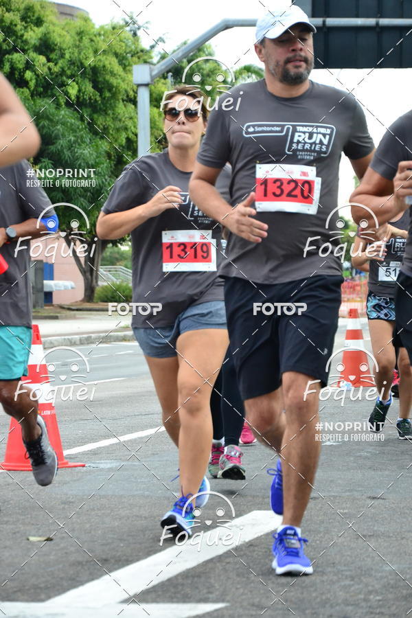 Buy your photos of the eventSantander Track&Field  Run Series - Shopping Vitria on Fotop