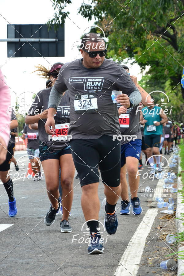 Buy your photos of the eventSantander Track&Field  Run Series - Shopping Vitria on Fotop