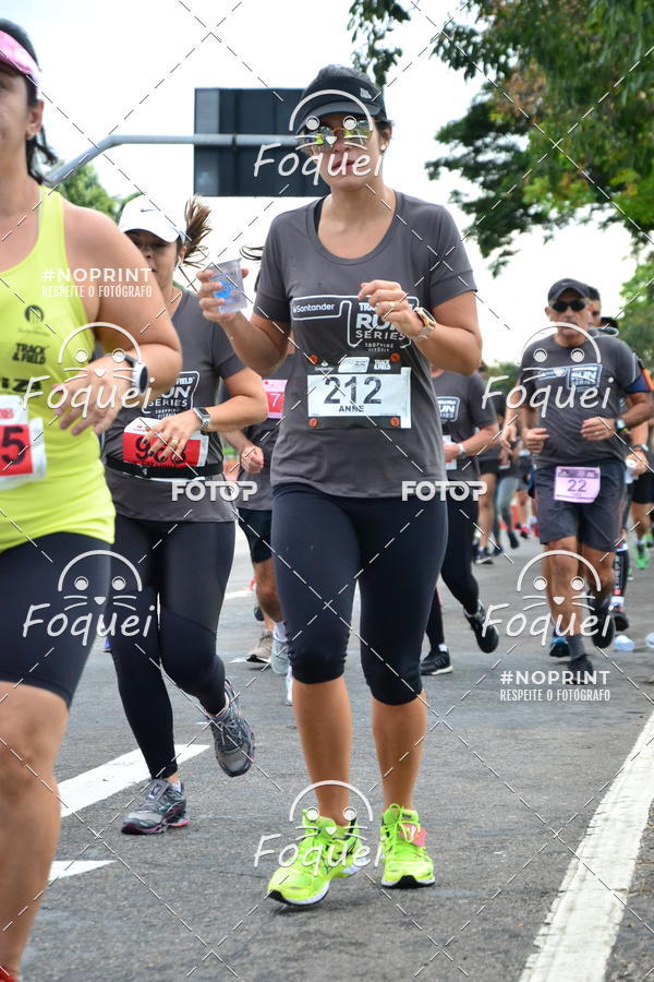 Buy your photos of the eventSantander Track&Field  Run Series - Shopping Vitria on Fotop