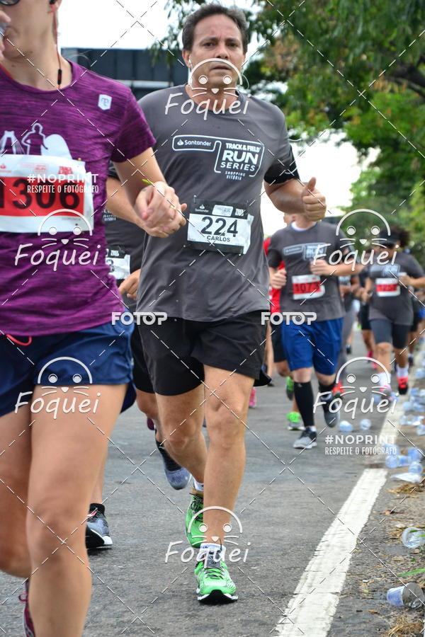 Buy your photos of the eventSantander Track&Field  Run Series - Shopping Vitria on Fotop