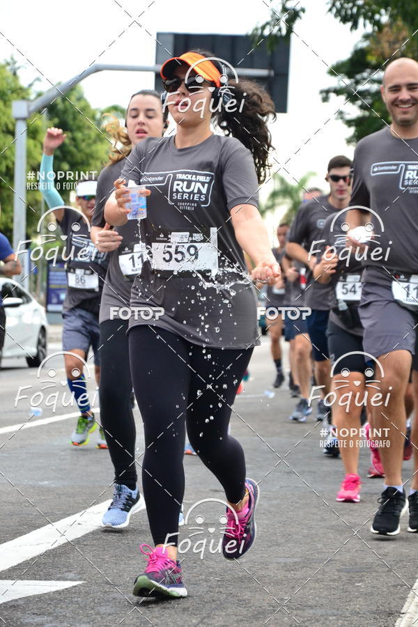 Buy your photos of the eventSantander Track&Field  Run Series - Shopping Vitria on Fotop