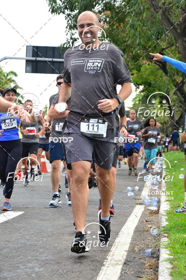 Buy your photos of the eventSantander Track&Field  Run Series - Shopping Vitria on Fotop