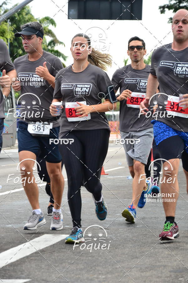 Buy your photos of the eventSantander Track&Field  Run Series - Shopping Vitria on Fotop