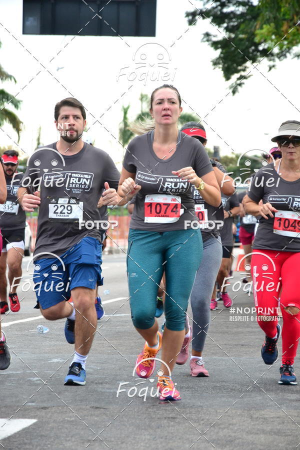Buy your photos of the eventSantander Track&Field  Run Series - Shopping Vitria on Fotop