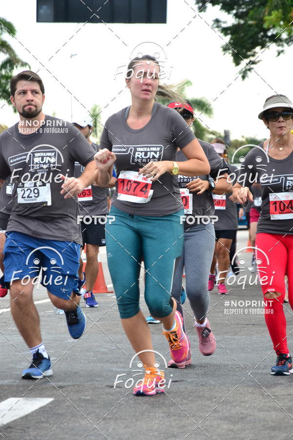 Buy your photos of the eventSantander Track&Field  Run Series - Shopping Vitria on Fotop