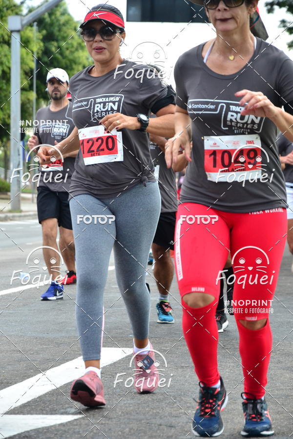 Buy your photos of the eventSantander Track&Field  Run Series - Shopping Vitria on Fotop