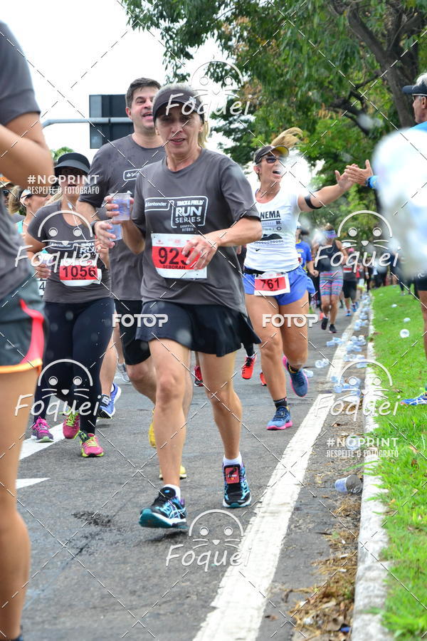 Buy your photos of the eventSantander Track&Field  Run Series - Shopping Vitria on Fotop