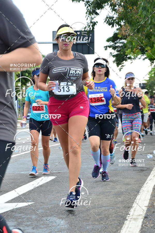 Buy your photos of the eventSantander Track&Field  Run Series - Shopping Vitria on Fotop