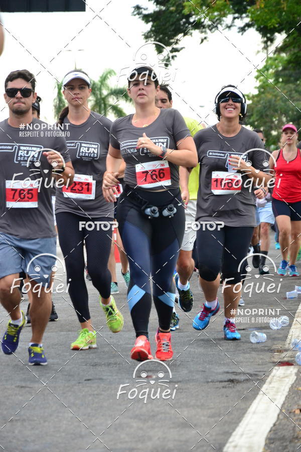 Buy your photos of the eventSantander Track&Field  Run Series - Shopping Vitria on Fotop