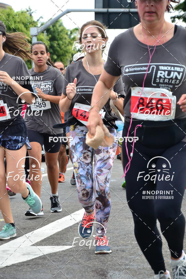 Buy your photos of the eventSantander Track&Field  Run Series - Shopping Vitria on Fotop