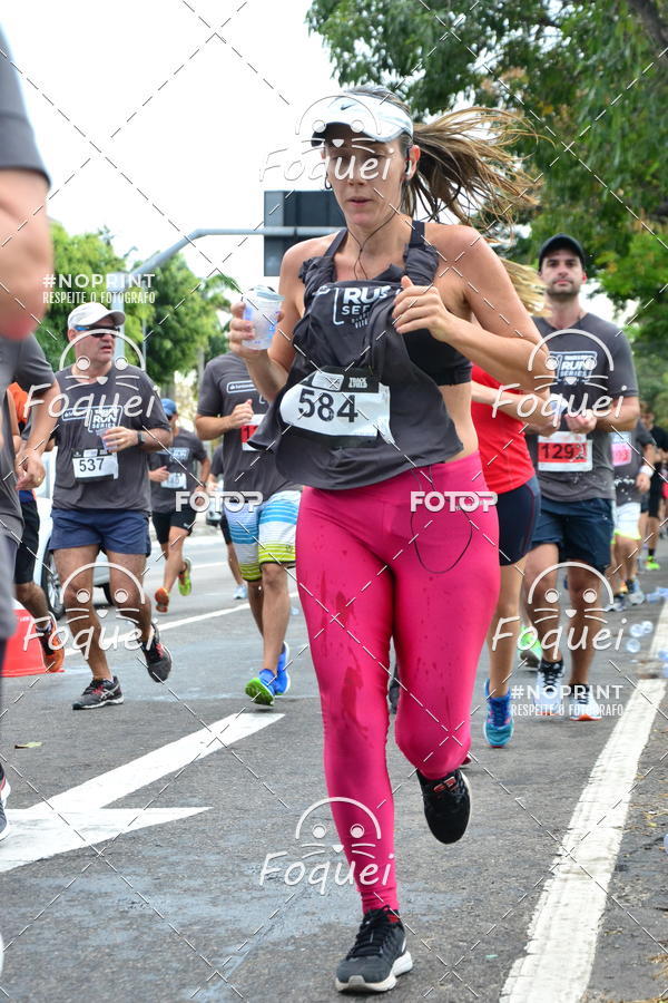 Buy your photos of the eventSantander Track&Field  Run Series - Shopping Vitria on Fotop