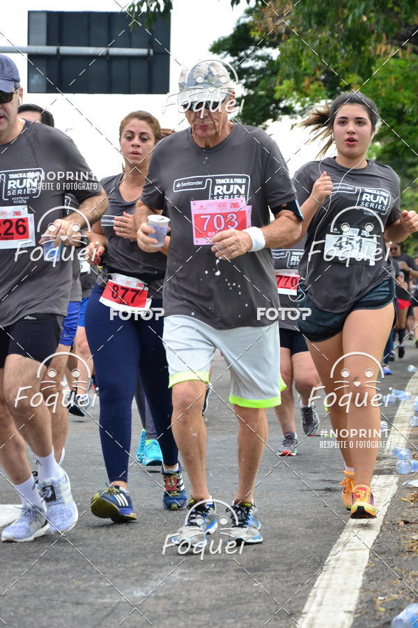 Buy your photos of the eventSantander Track&Field  Run Series - Shopping Vitria on Fotop
