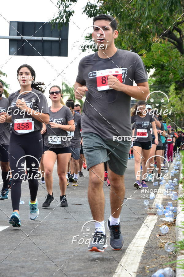 Buy your photos of the eventSantander Track&Field  Run Series - Shopping Vitria on Fotop