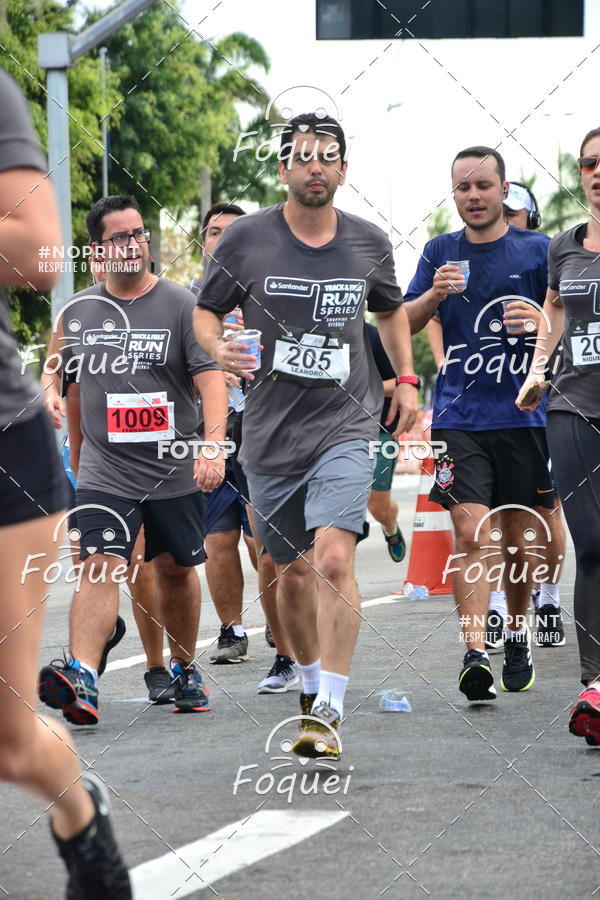 Buy your photos of the eventSantander Track&Field  Run Series - Shopping Vitria on Fotop