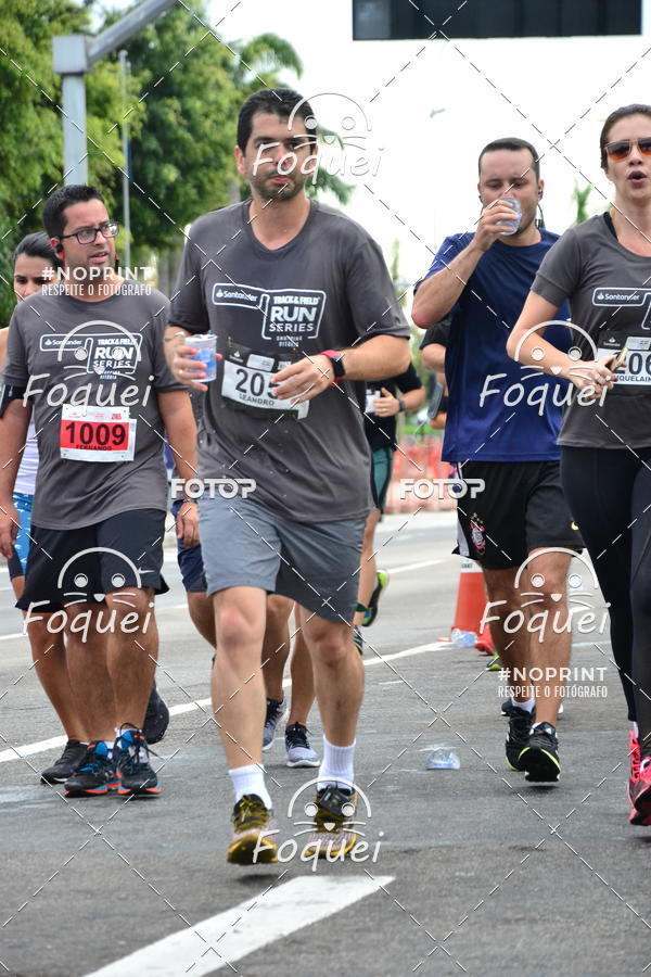 Buy your photos of the eventSantander Track&Field  Run Series - Shopping Vitria on Fotop