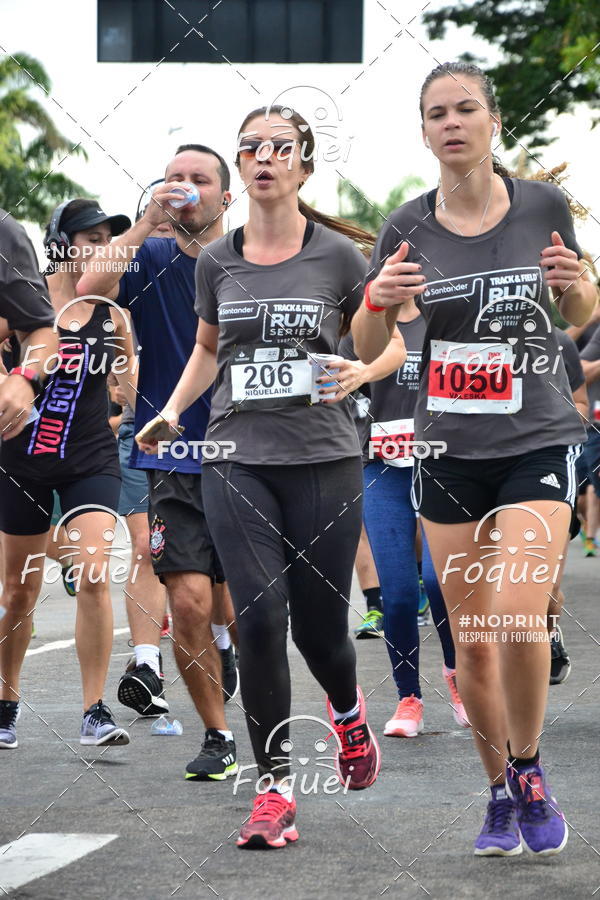 Buy your photos of the eventSantander Track&Field  Run Series - Shopping Vitria on Fotop