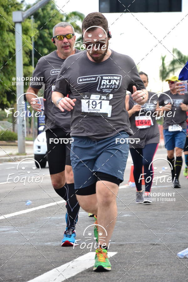 Buy your photos of the eventSantander Track&Field  Run Series - Shopping Vitria on Fotop