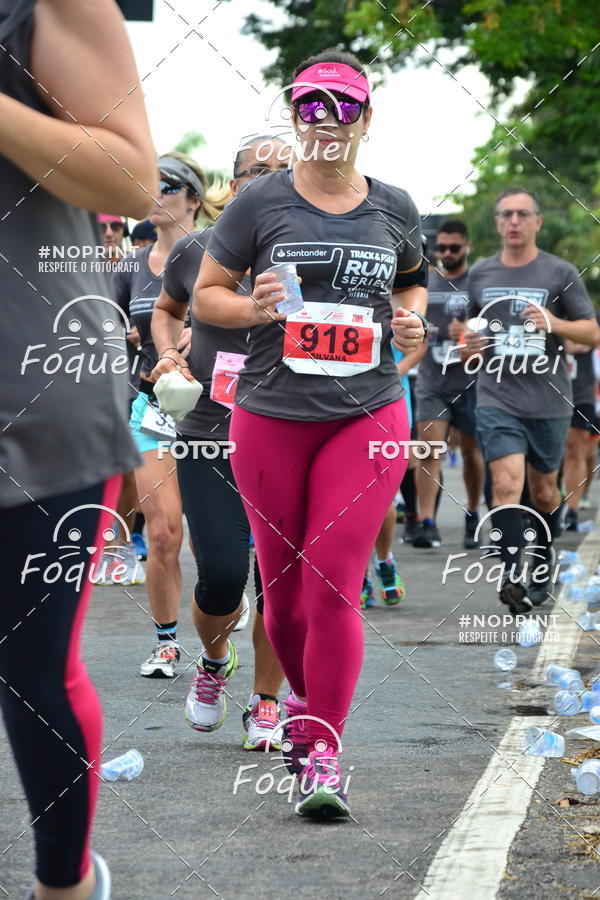 Buy your photos of the eventSantander Track&Field  Run Series - Shopping Vitria on Fotop