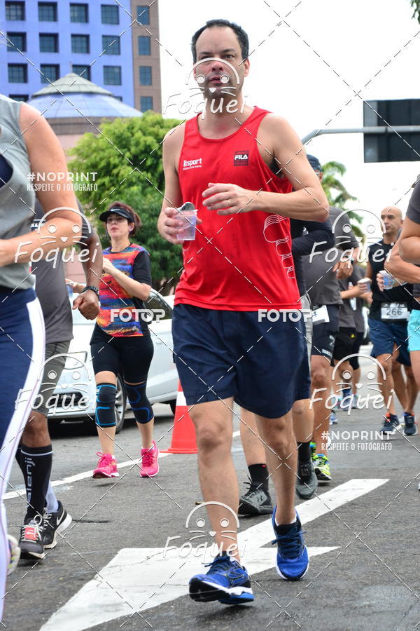 Buy your photos of the eventSantander Track&Field  Run Series - Shopping Vitria on Fotop
