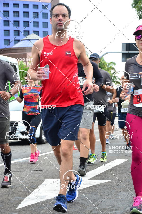 Buy your photos of the eventSantander Track&Field  Run Series - Shopping Vitria on Fotop