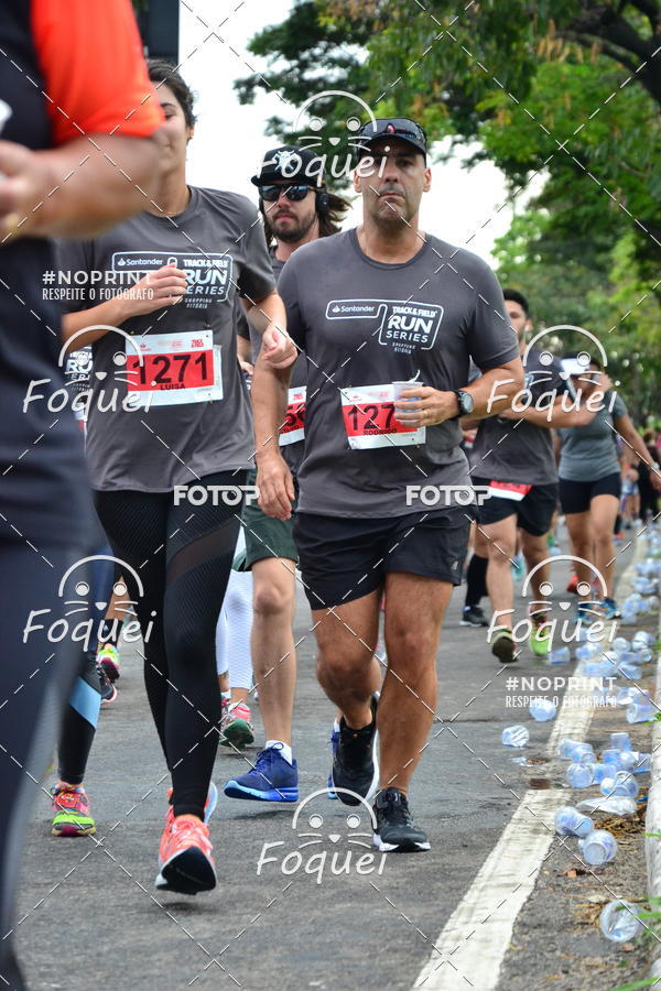 Buy your photos of the eventSantander Track&Field  Run Series - Shopping Vitria on Fotop