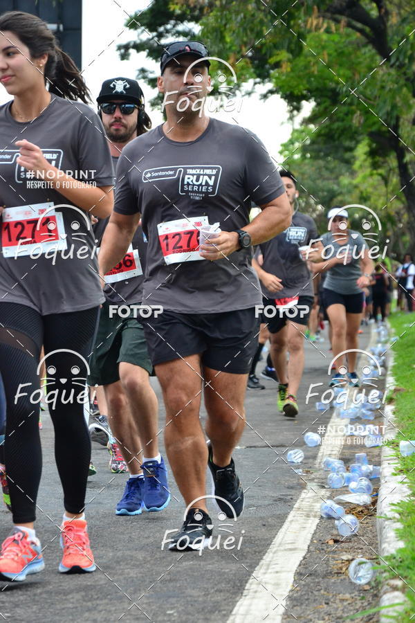 Buy your photos of the eventSantander Track&Field  Run Series - Shopping Vitria on Fotop