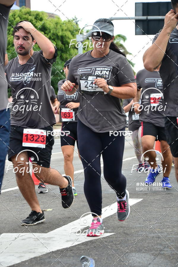 Buy your photos of the eventSantander Track&Field  Run Series - Shopping Vitria on Fotop