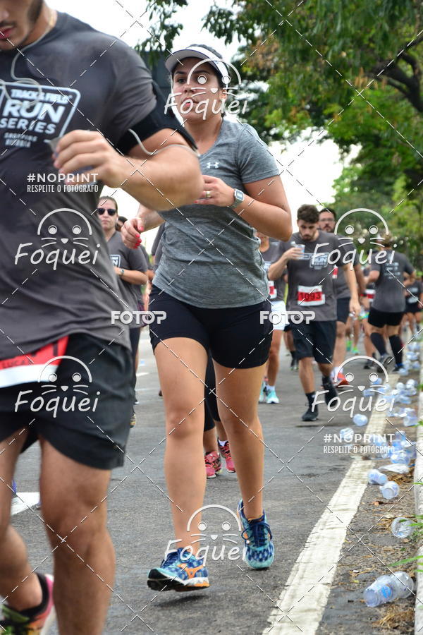 Buy your photos of the eventSantander Track&Field  Run Series - Shopping Vitria on Fotop