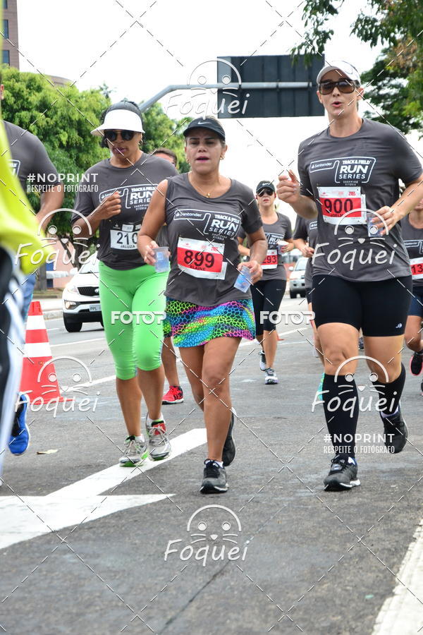 Buy your photos of the eventSantander Track&Field  Run Series - Shopping Vitria on Fotop
