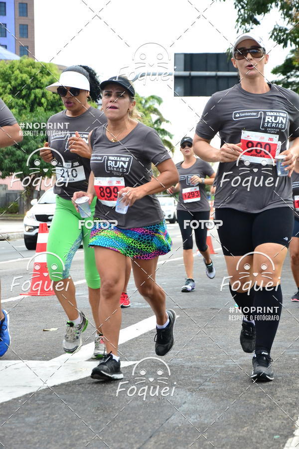 Buy your photos of the eventSantander Track&Field  Run Series - Shopping Vitria on Fotop