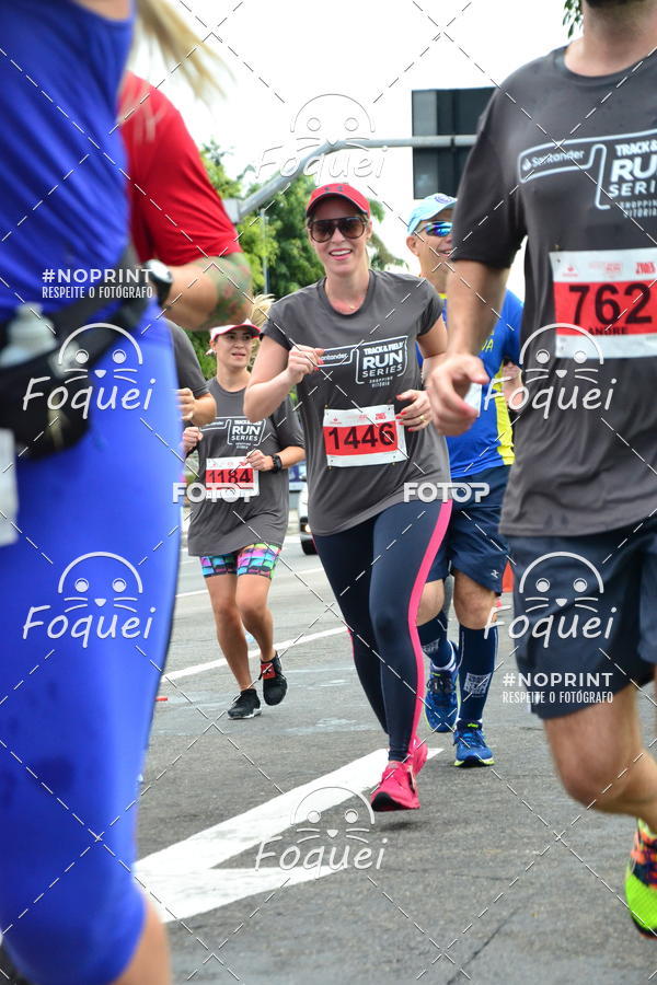 Buy your photos of the eventSantander Track&Field  Run Series - Shopping Vitria on Fotop
