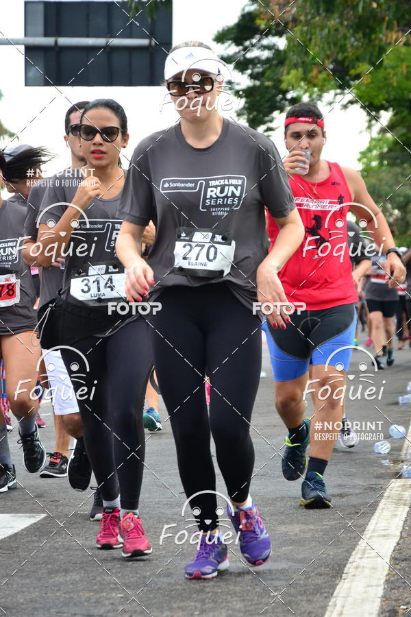 Buy your photos of the eventSantander Track&Field  Run Series - Shopping Vitria on Fotop