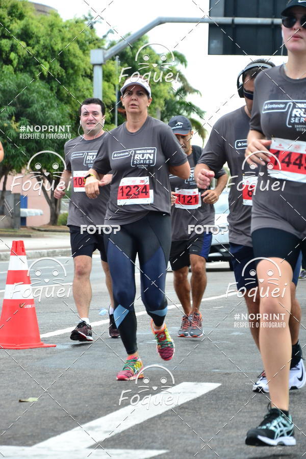 Buy your photos of the eventSantander Track&Field  Run Series - Shopping Vitria on Fotop