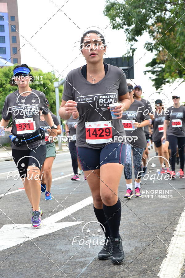 Buy your photos of the eventSantander Track&Field  Run Series - Shopping Vitria on Fotop