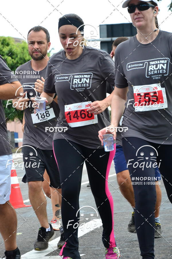 Buy your photos of the eventSantander Track&Field  Run Series - Shopping Vitria on Fotop