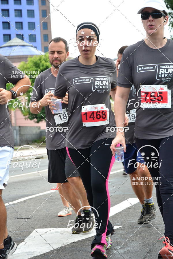 Buy your photos of the eventSantander Track&Field  Run Series - Shopping Vitria on Fotop