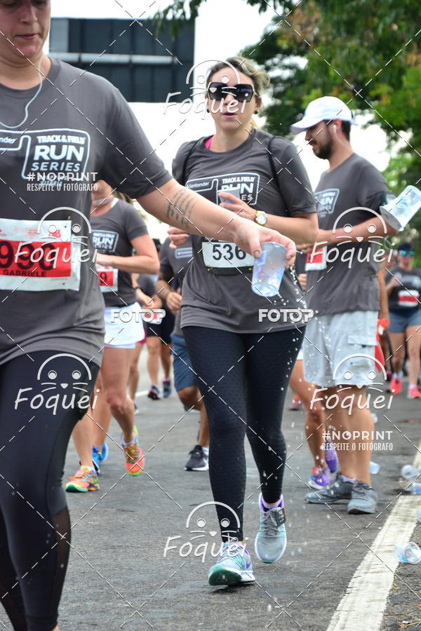 Buy your photos of the eventSantander Track&Field  Run Series - Shopping Vitria on Fotop